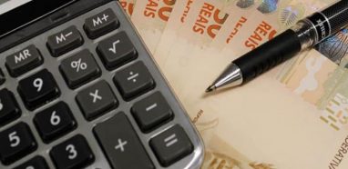 governo-federal-economiza-r-549-milhoes-ao-deixar-de-pagar-servidores-falecidos
